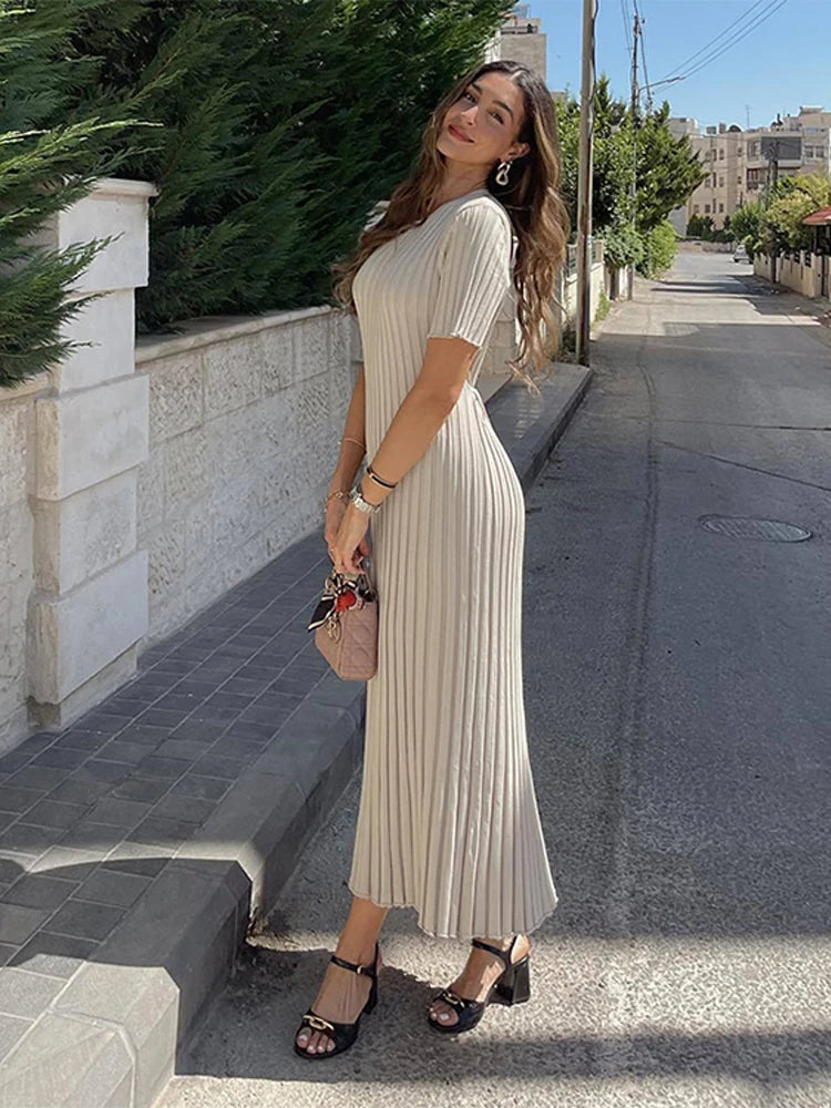 Solid Knitted Women Long Dress Short Sleeve Pleated Lady Dresses 2024 Fashion Spring Summer Hip Package O Neck Female Vestidos