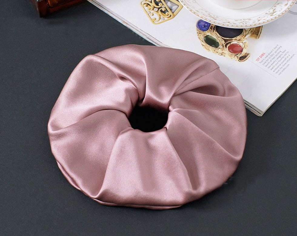 Jumbo Silk Scrunchie