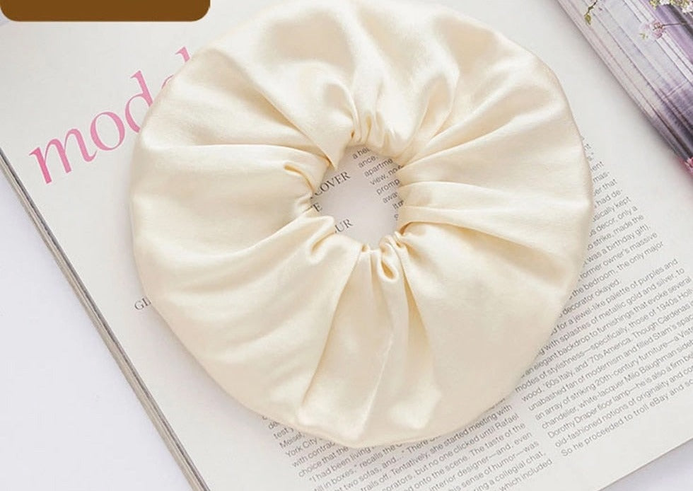 Jumbo Silk Scrunchie