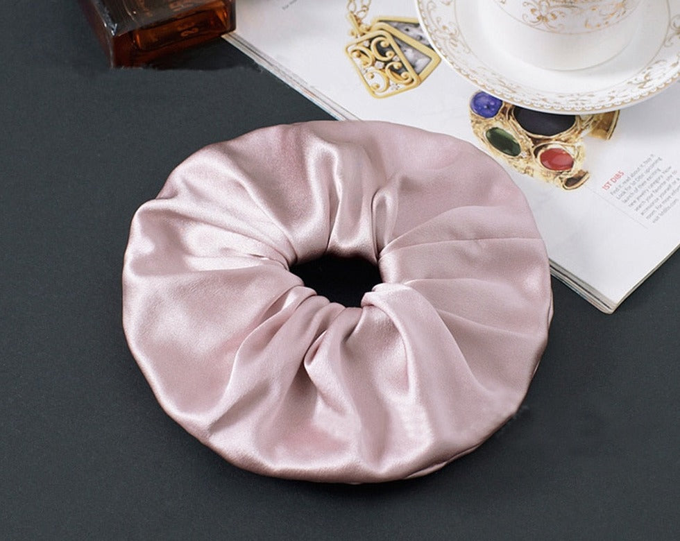 Jumbo Silk Scrunchie