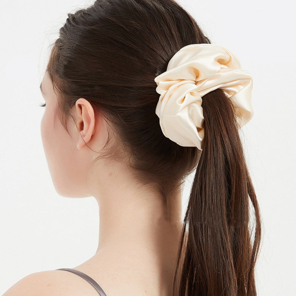 Jumbo Silk Scrunchie